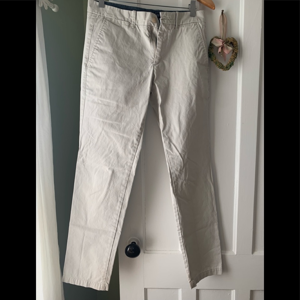 Men’s Gap slim khakis